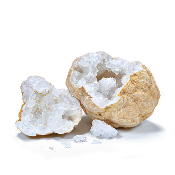 Malý horský křišťál – křemenná geoda 1 ks.