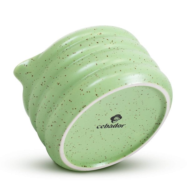 Matchawan – Ceramic Matcha Bowl with Spout – Midori