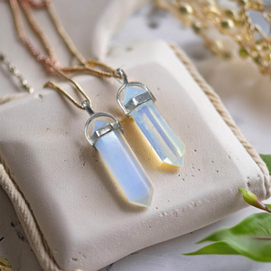 Pendentif en opalite