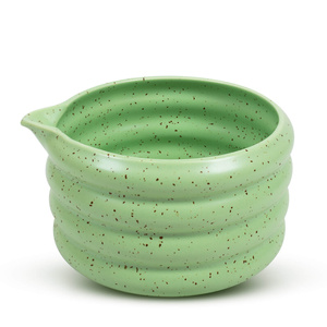 Matchawan – Ceramic Matcha Bowl with Spout – Midori