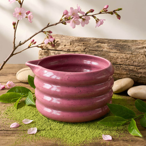 Matchawan Beri – Bol en céramique pour matcha avec bec verseur