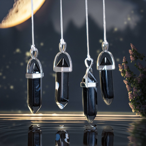 Pendentif en agate noire