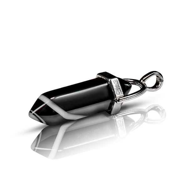Pendentif en agate noire