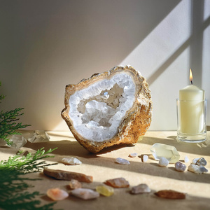 Kleiner Bergkristall – Quarz Geode 1 Stk.