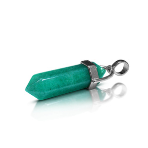 Pendant with aventurine in pouch + chain