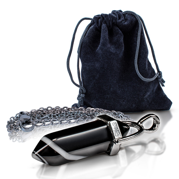 Pendentif en agate noire